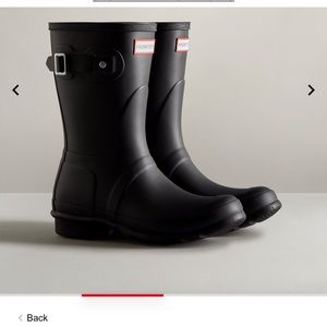 Hunter original short rainboot in black - never worn